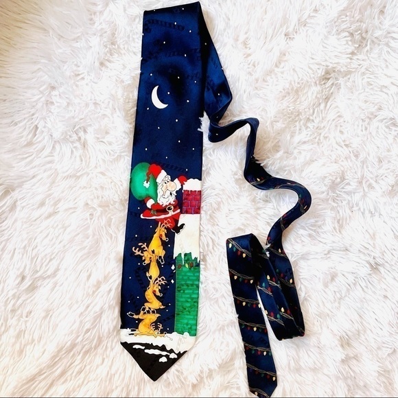 Hallmark Yule Tie Greetings Tie Silk Santa Reindeer Presents Rooftop Chimney - Picture 3 of 11